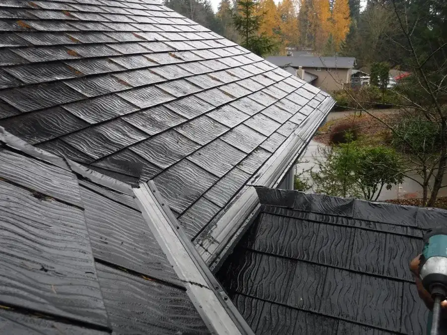 Bonney Lake Wa Hartman Leaflessgutter™ Shield Master Leafless Gutters
